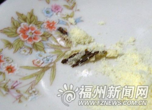 雅培奶粉异物事件最新进展（换一盒新奶粉）